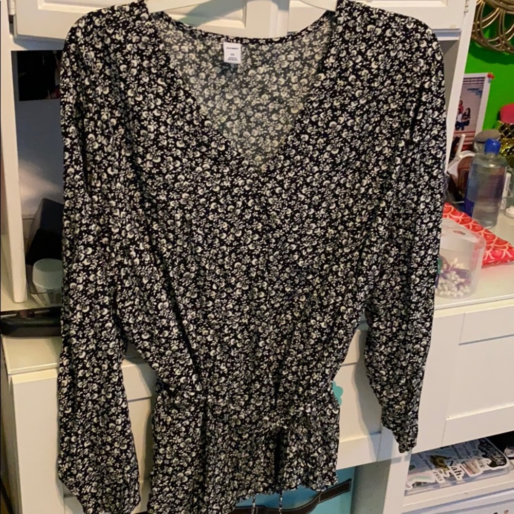 Old navy blouse